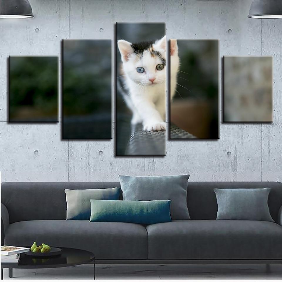 Very Lovely White Cats – Animal Canvas Wall Art
