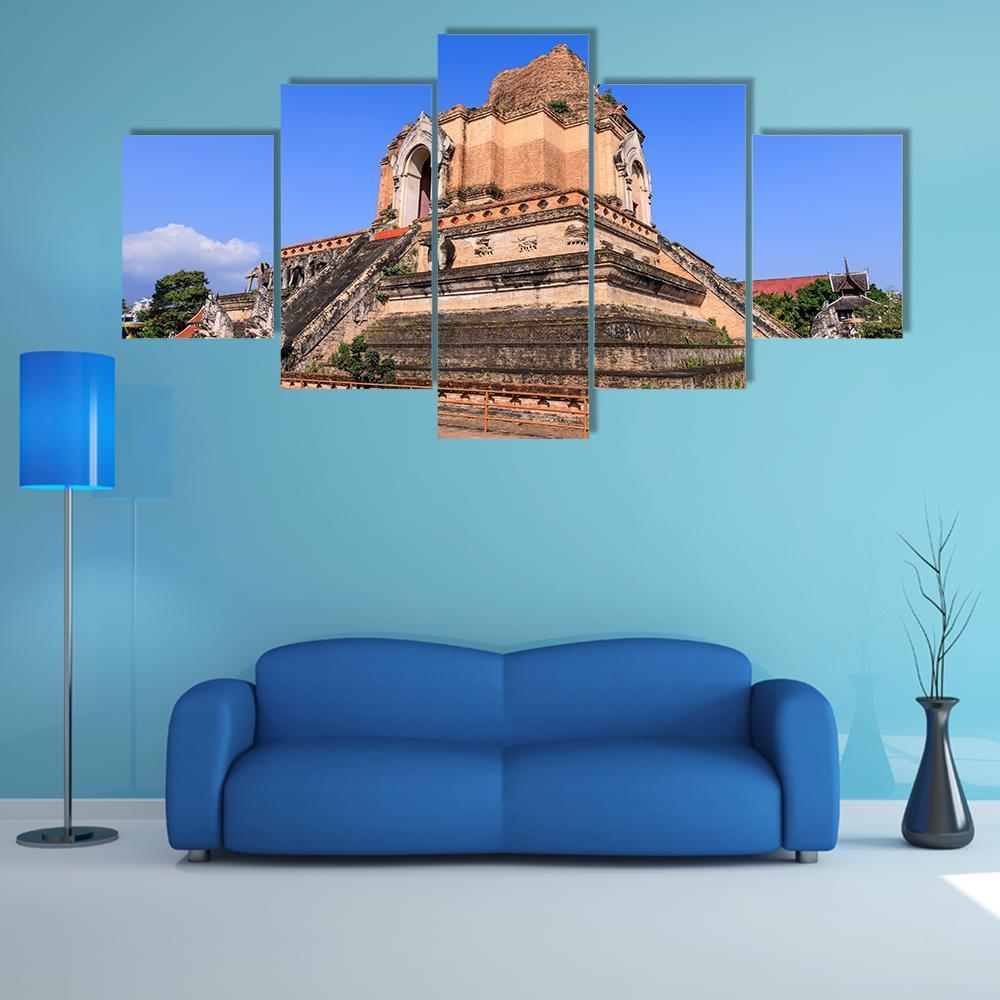 Wat Chedi Luang Temple In Chiang Mai – Religion Canvas Wall Art