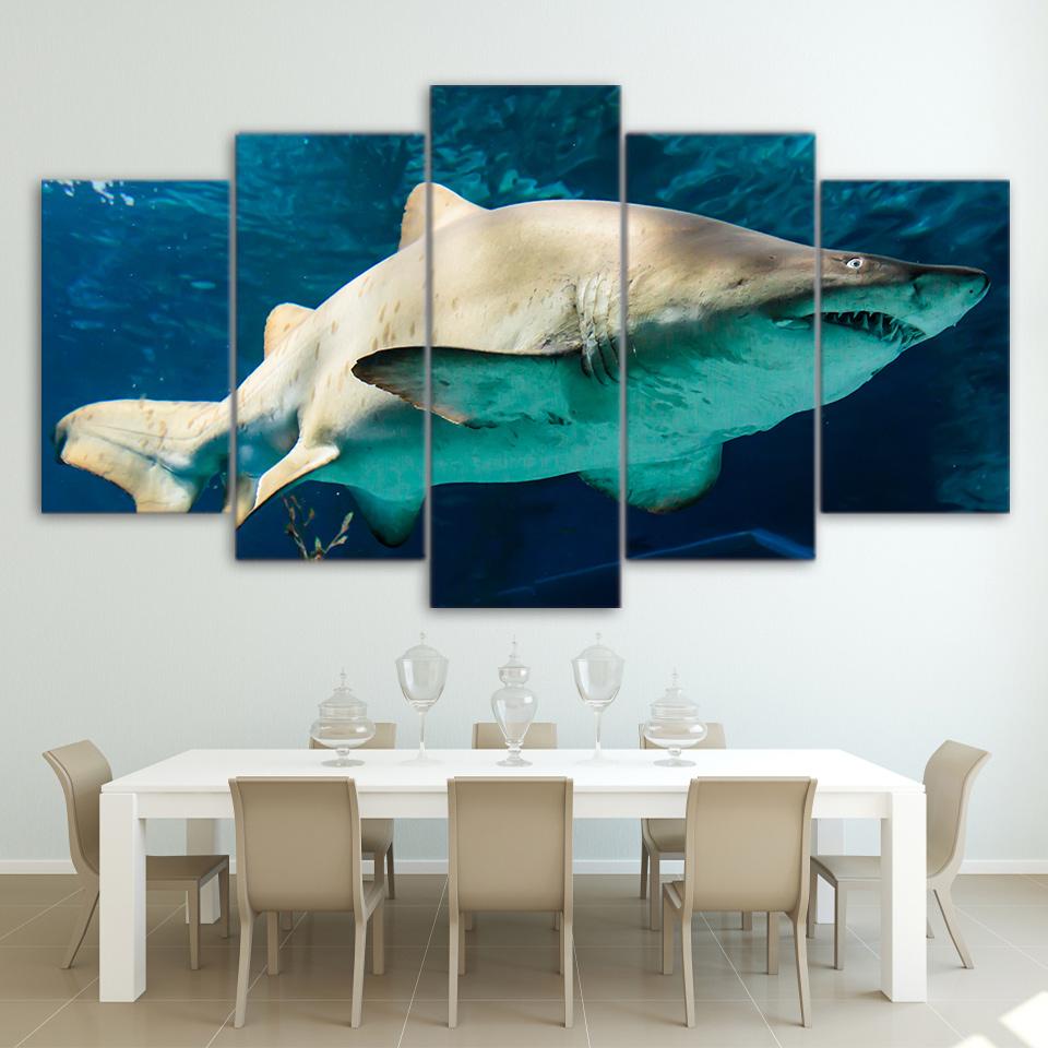 White Shark – Animal Canvas Wall Art
